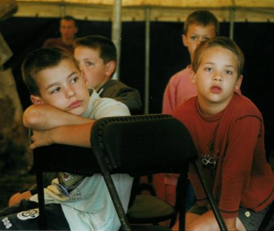 peestoempers4.jpg (409kb)